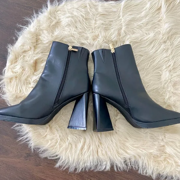 NY & Company New Yolana Triangle Heel Square Toe Platform High Heel Ankle Boots - Image 4