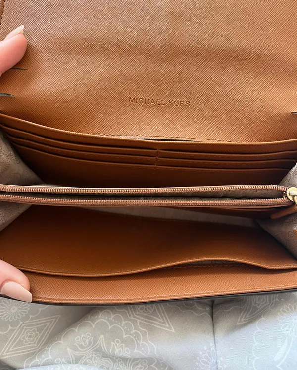 Michael Kors Wallet - Image 3