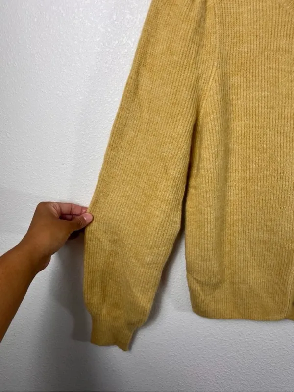 LOFT Soft Fuzzy Knit Button-Down Cardigan Size S - Image 4