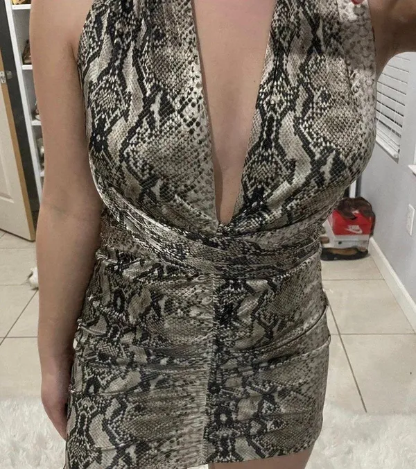 Bebe Multi Wear SNAKE DRESS - Image 4