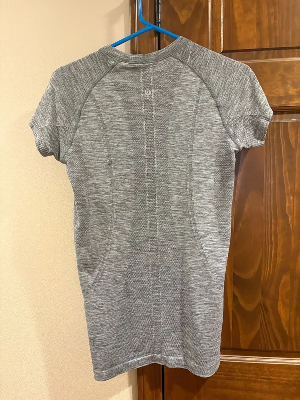 Lululemon Swiftly Tech - Image 2