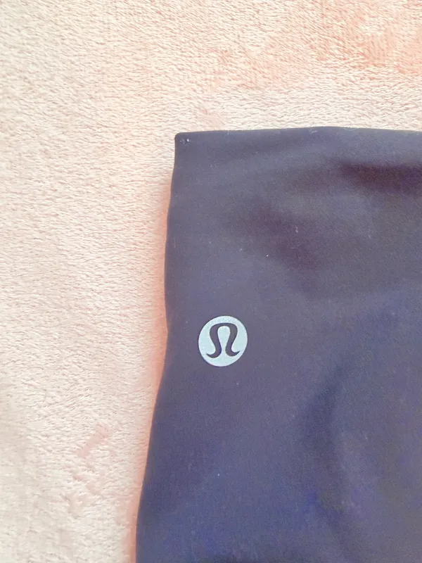 Black Lululemon Leggings Size 2 - Image 2