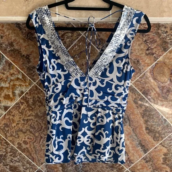 Vintage Y2K Bebe Blue Silver Sequin Silk V-Neck Blouse Tie Back Small - Image 3