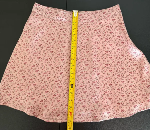 Hollister Ultra High-Rise Floral Mini Skirt Size M - Image 7