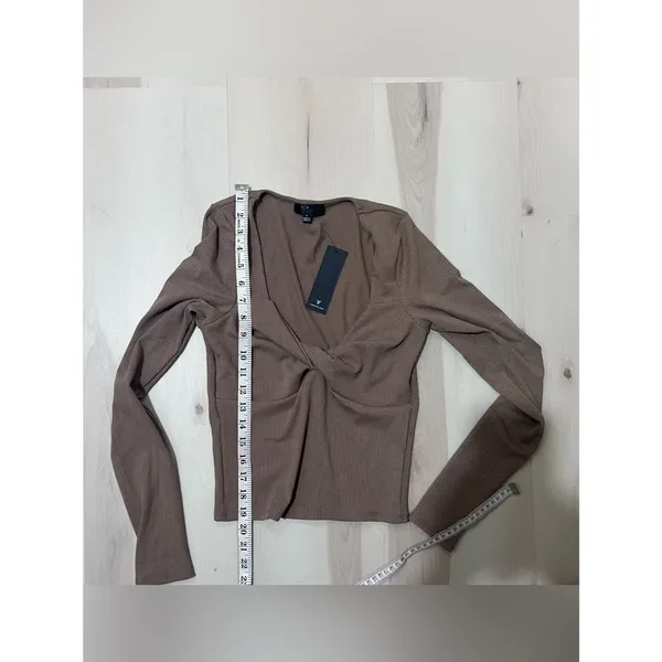 Lulus NWT Women Small Brown Ribbed Long Sleeve Twist-Front Top Fall Minimalist - Image 6