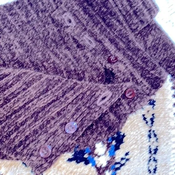 VINTAGE sweater size small Brown - Image 11