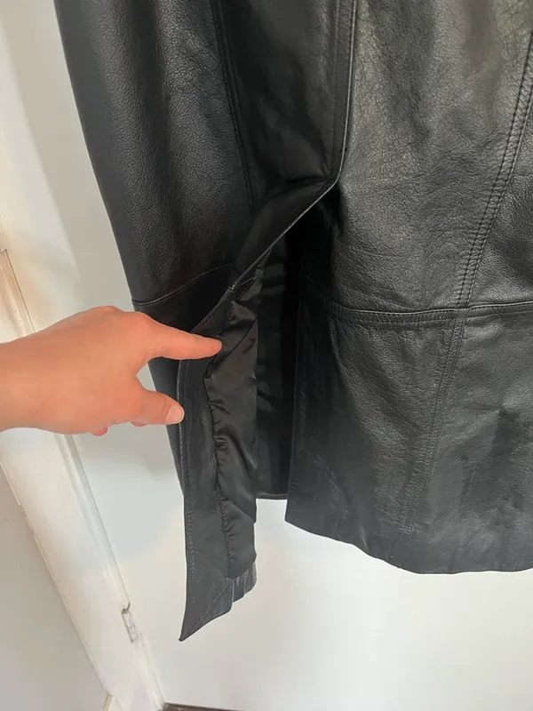 Wilson's Leather Vintage Black Long Leather Trench Coat jacket lined medium duster - Image 9