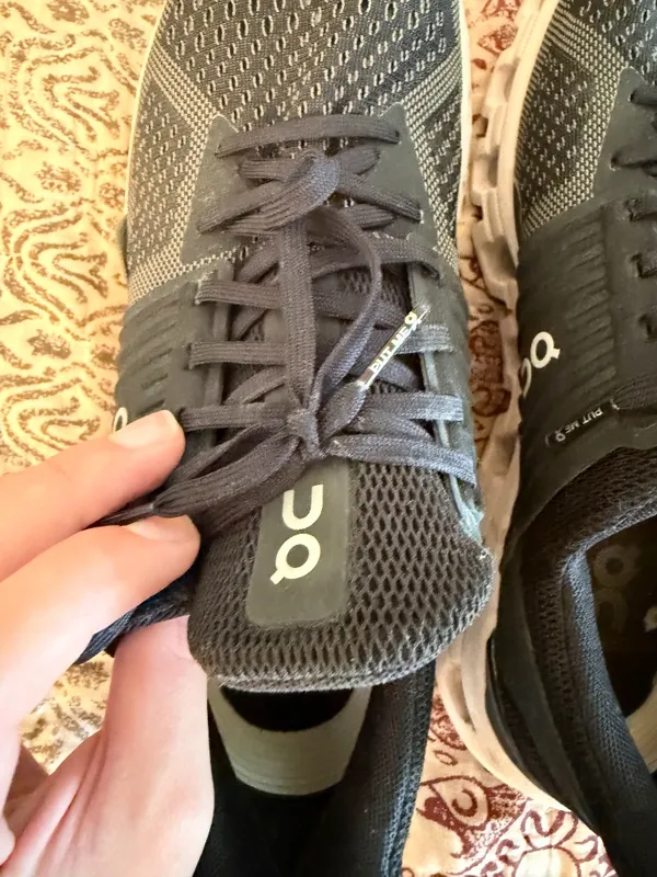 On Cloudswift in black, women's size 9 Black - Image 2