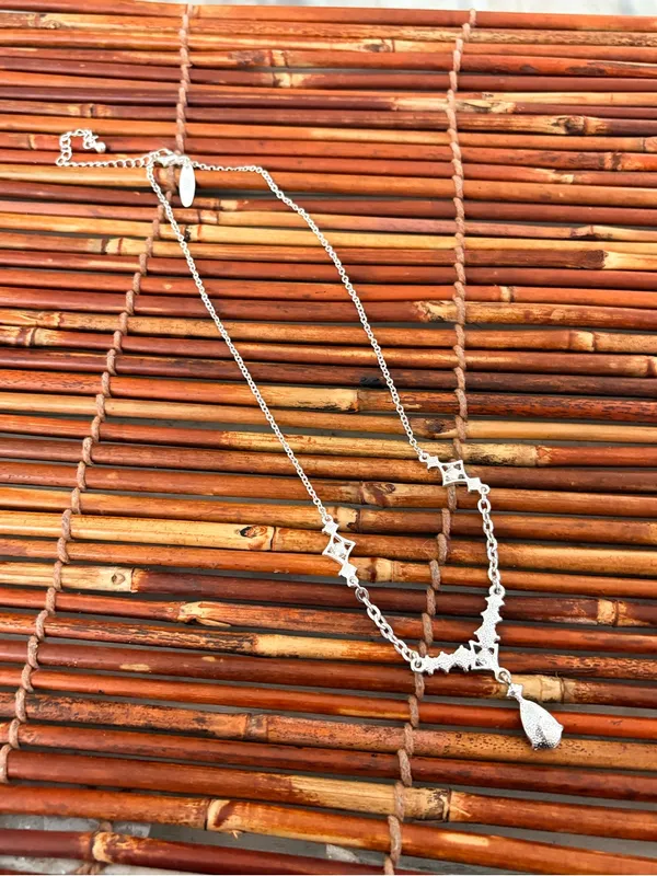 New York & Company Silver Teardrop Crystal Pendant Necklace 18”-21” - Image 6