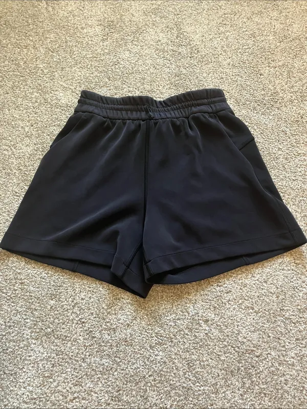 Lululemon Softstreme Relaxed Short 4" - Image 2