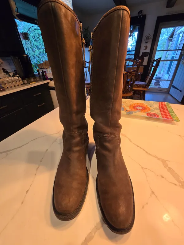 O Timberland Waterproof Leather Brown Tall Boots with Buckle and Side Zip(b) - Image 2