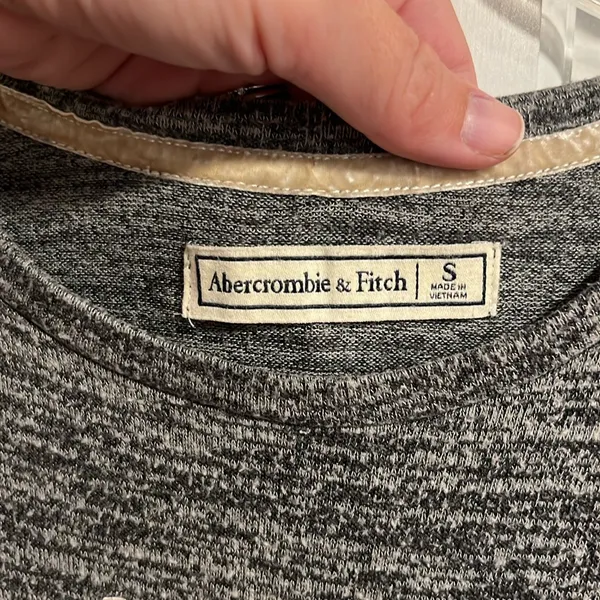 Abercrombie and Fitch Moose Logo T-Shirt Size Small - Image 3