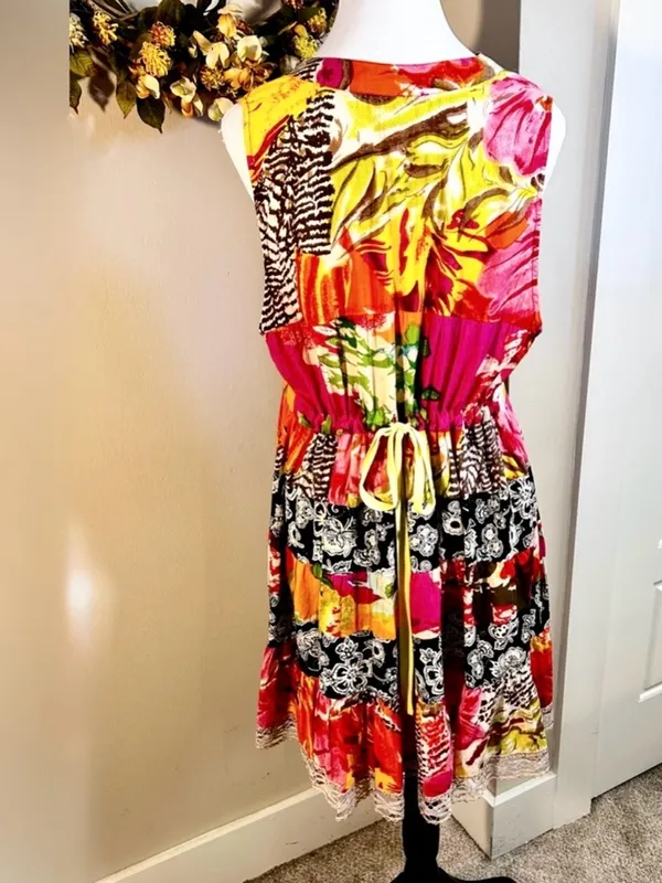 FREE PEOPLE Patchwork Dress Embellished Neck Back Cinch Boho Y2K Floral Sz M💛 - Image 4
