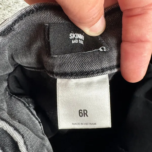 Express Denim Jeans Mid-Rise Skinny 6R Black - Image 6