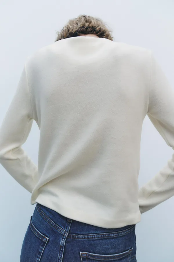 ZARA NWT  Soft Wrap Sweater in white. Size Medium - Image 3