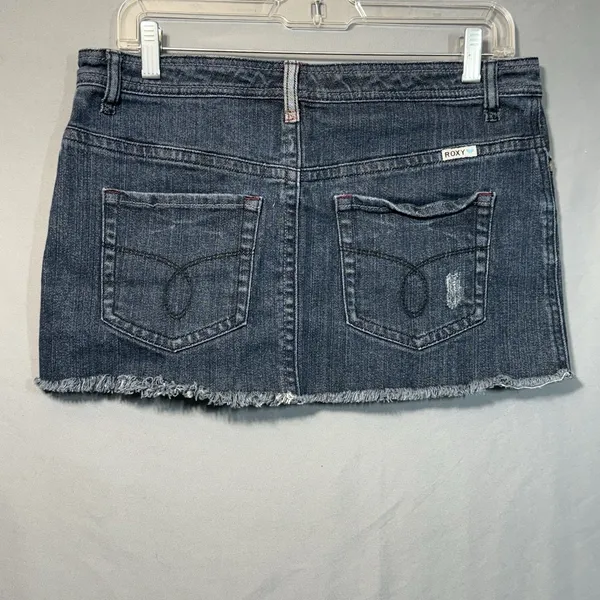 ROXY Denim Jean Mini‎ Skirt Low Rise Button Fly Surfer Beach Y2K Size 7 Sk8r - Image 4