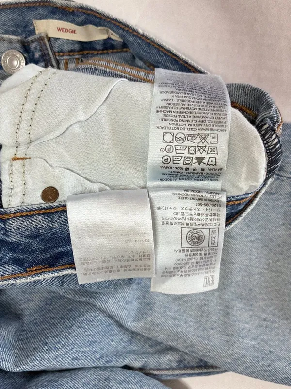 Levi's Premium Wedgie Fit Ankle Jeans - 27 - Light Wash - Image 7