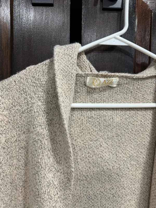 Cardigan Tan Size M - Image 2