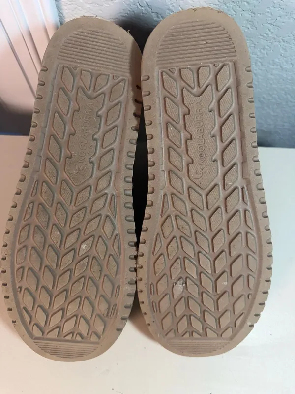 Koolaburra by UGG Short Suede Boots Chestnut Size 8 - Image 8