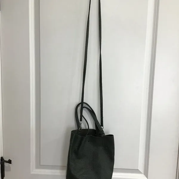 Green BUCKET CROSSBODY BAG Pebbled‎ LEATHER Made in Italy - Image 2