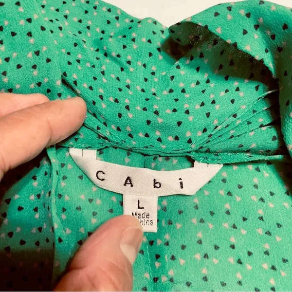 CAbi Style #124 Micro Polka Dot Kelly Green Silk Blend Sleeveless Blouse - L - Image 8