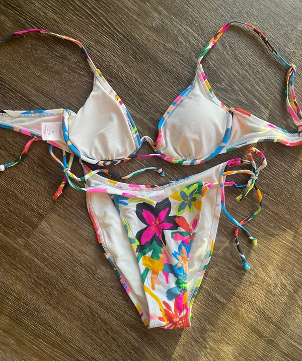 Target Floral Bikini - Image 3