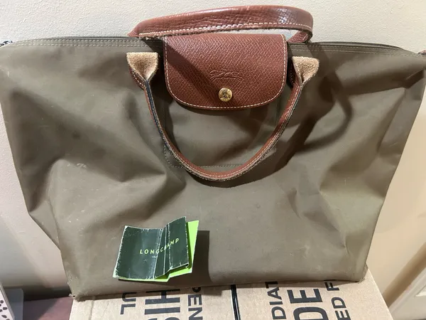 Longchamp Le Pliage Medium Tote  - Image 3