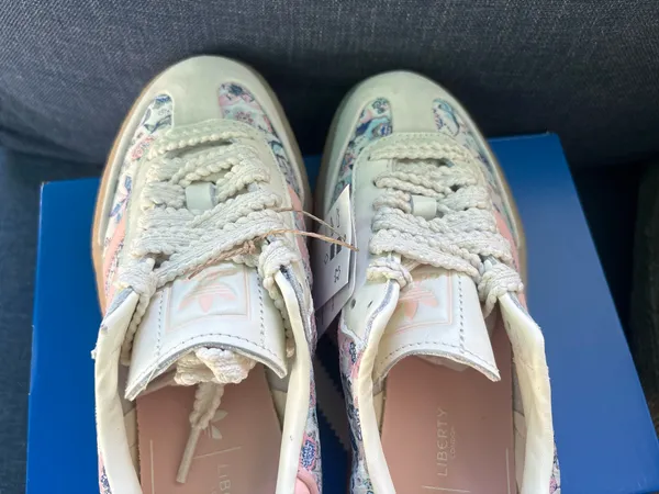 Adidas Sambas rare pattern/colors - Image 7