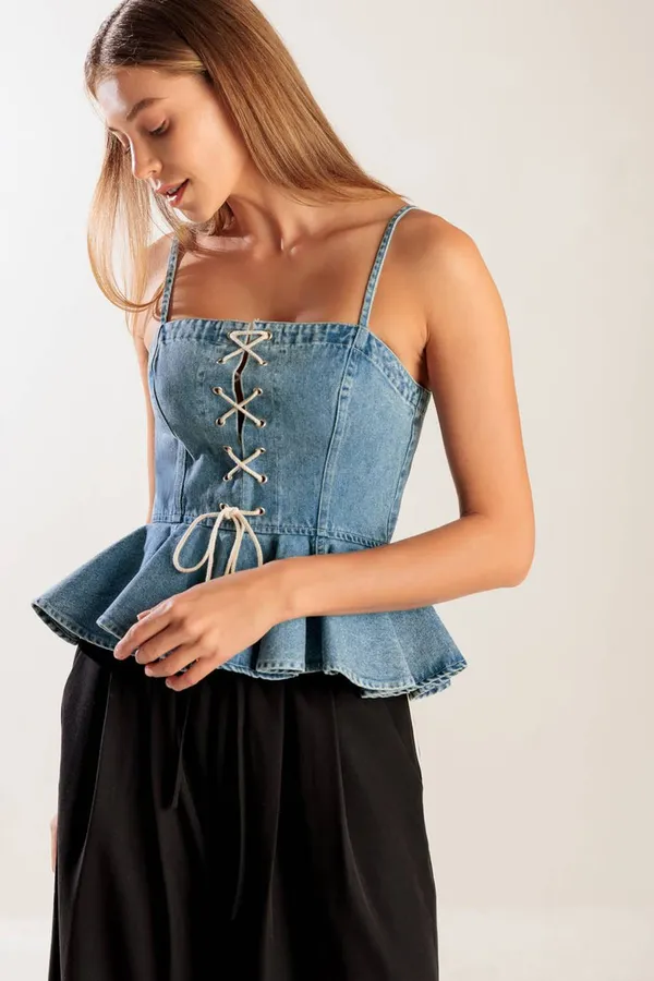 Freemarket by Flying Tomato denim peplum front lace up detail size L juniors - Image 3