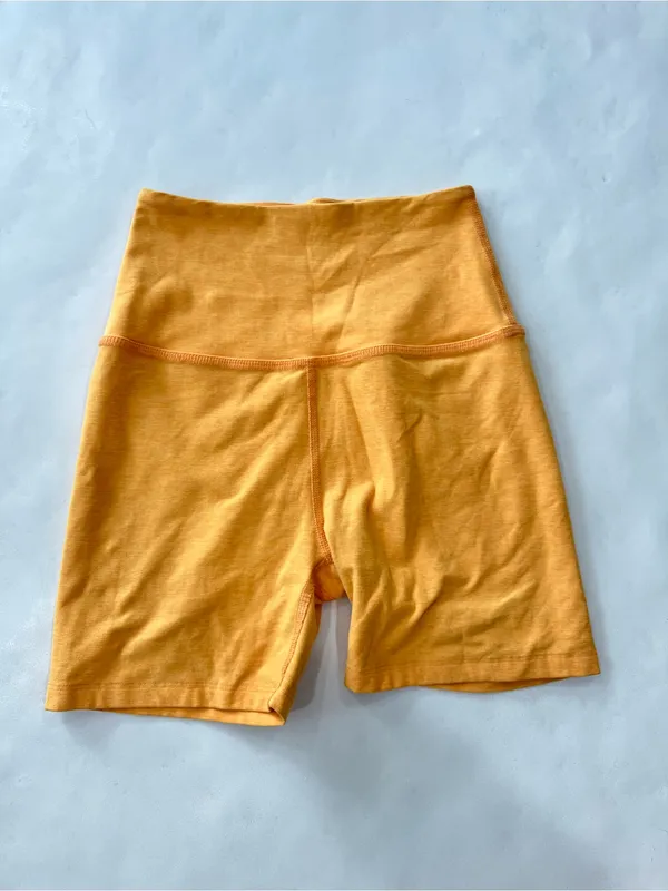 Beyond Yoga Spacedye All For Run Shorts in Mango Pop Heather S - Image 3