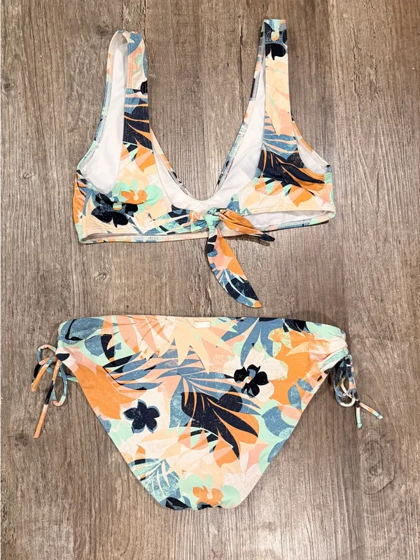 Roxy Floral Bikini Bottoms in Peach, Mint & Navy - Image 6