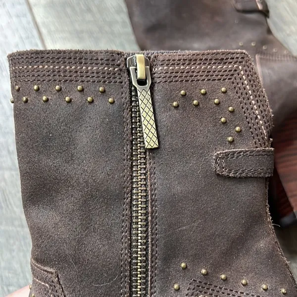 DONALD J. PLINER Vegas Brown Leather Studded Heeled Boots Size 7 - Image 10