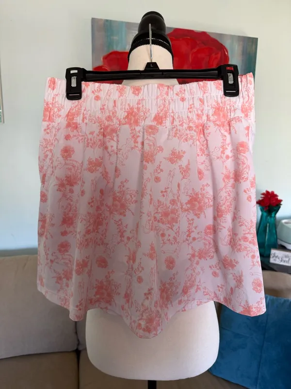NWT PUMA Golf Skort Women's 16" Sandy Printed Pockets Sz M $75 Pink Fruit UPF - Image 3
