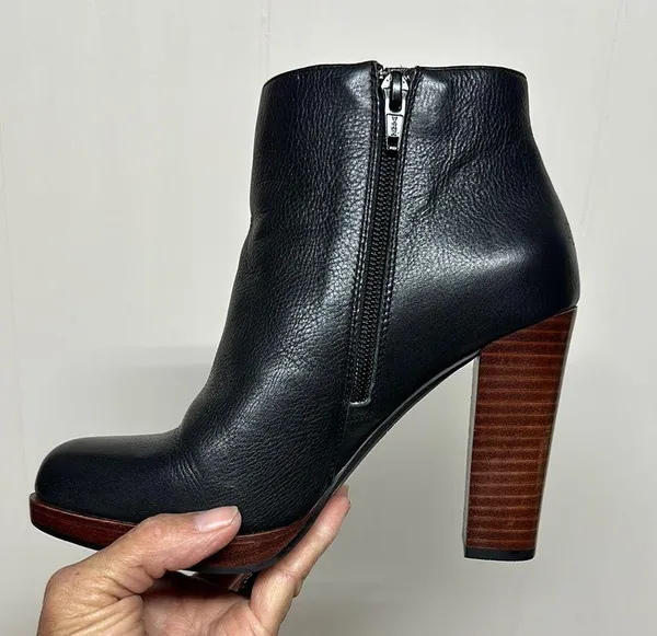 Gianni Bini Black and Brown Leather Ankle Booties - Image 7