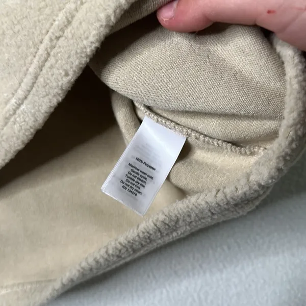 Vineyard Vines Sherpa Women’s Pullover Quarter Zip - Image 4