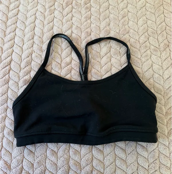 Lululemon Black Flow Y Sports Bra - Image 4