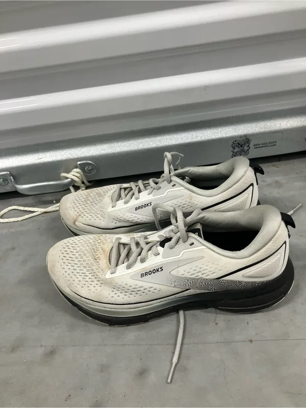 Brooks Trace 3 Womens Running Shoes White Black Grey 1204011D191 Size 10.5 B - Image 3