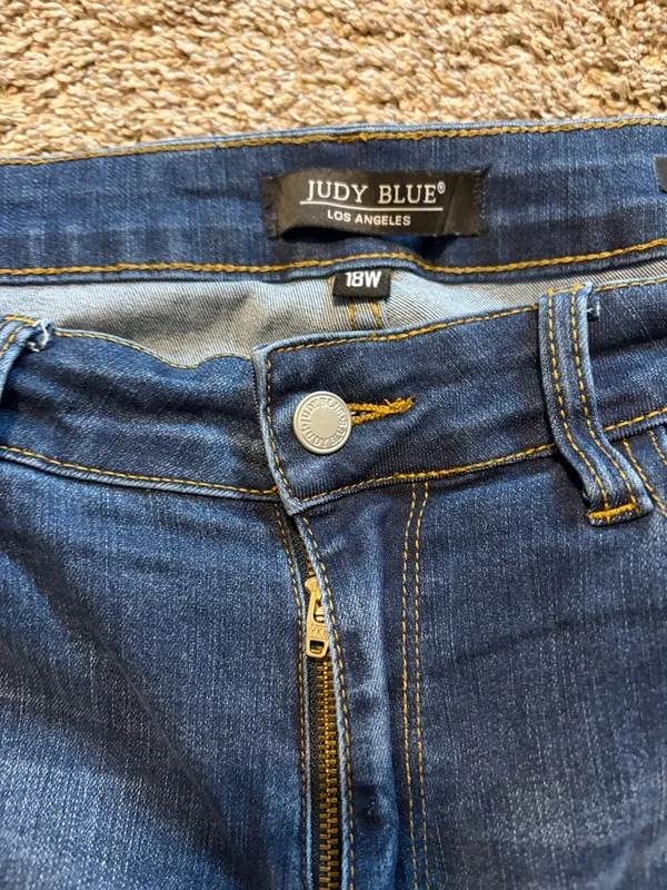 Judy Blue‎ Women’s High Rise Cool Denim Boyfriend Jeans 18W - Image 4
