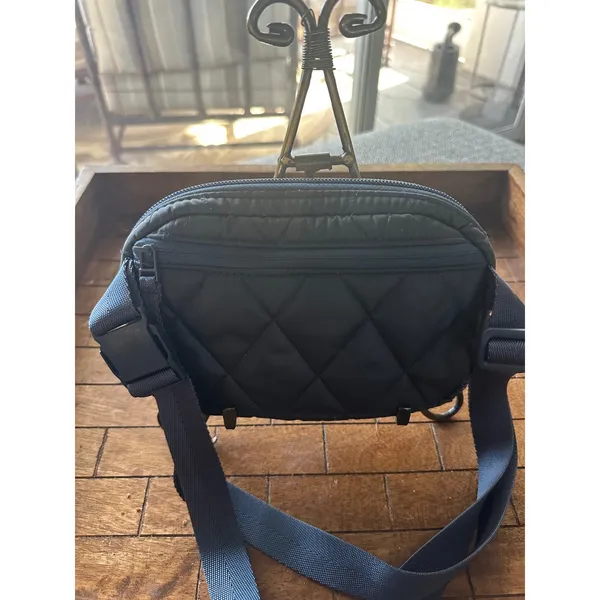 Vera Bradle Woodard‎ Performance Belt Bag Fanny Pack Waist Bag EUC navy - Image 2