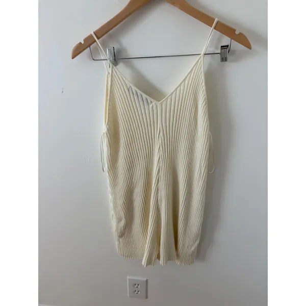 Free People Beach Sweater Romper Size Medium - Image 3