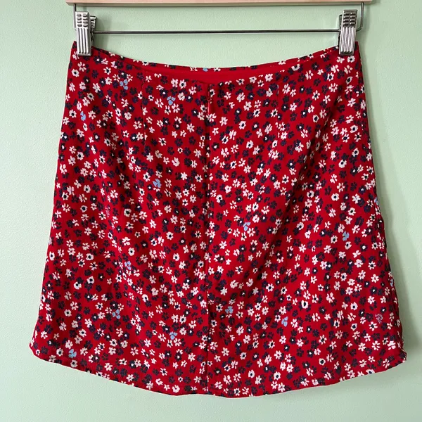 Aritzia Sunday Best Tatiana Floral A-Line Mini Slit Skirt - Image 3