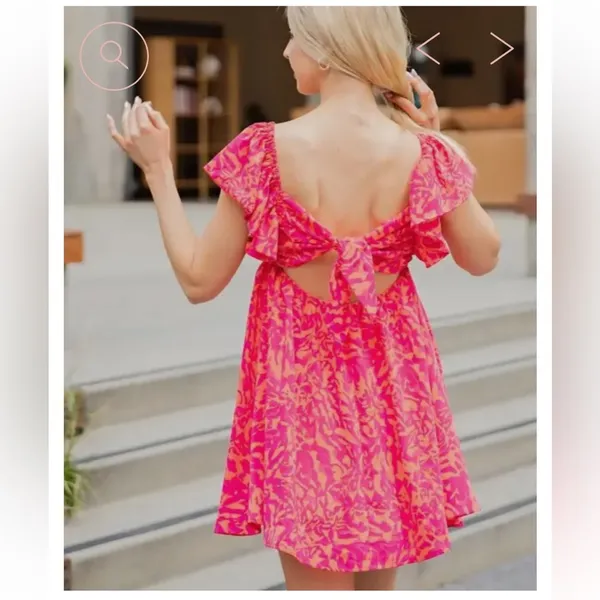 NWT Glam Orange and Pink Print Tie Back Dress Sz M - Image 2