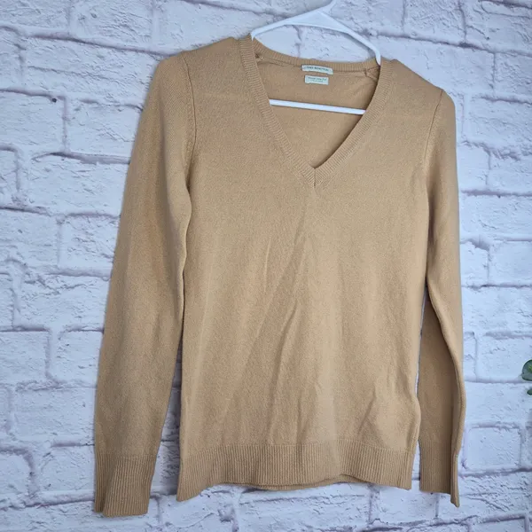Benetton 100 Merino Wool Sweater XS Camel Tan V-Neck Italian Yarn Knit Pullover - Image 2