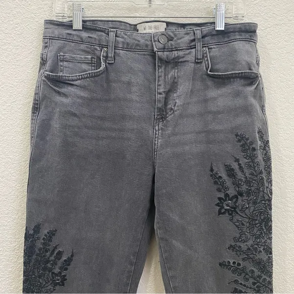 FREE PEOPLE We The Free OB737354 Embroidered Girlfriend Jeans Size 29 - Image 9