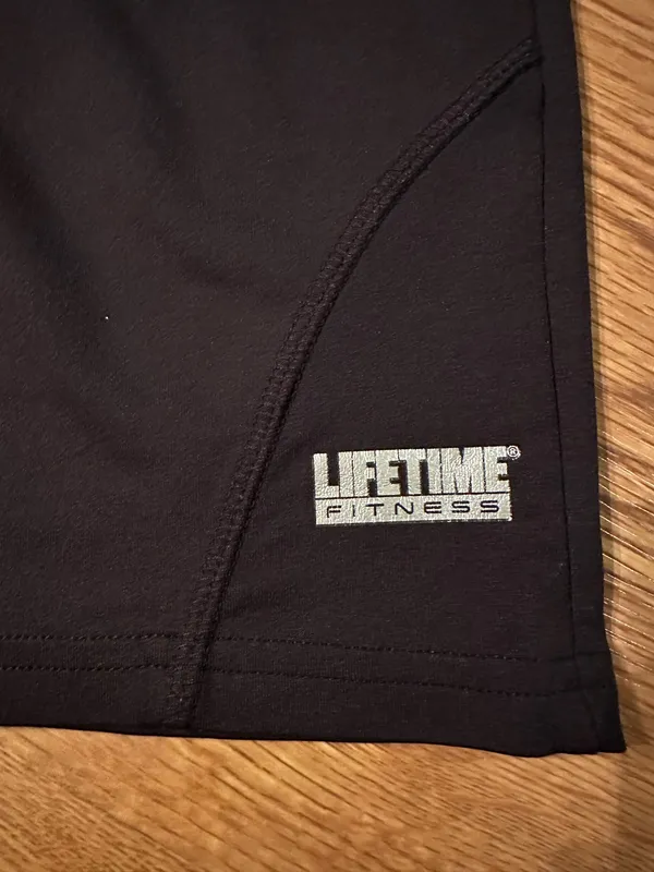 Lifetime black bike shorts size large - Image 3