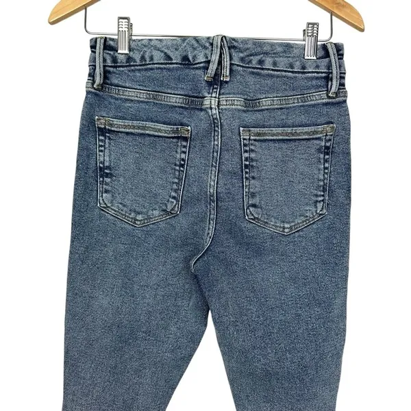 Good American Good Waist Good Crop Jeans Distressed Medium Wash Size 6 - Image 10