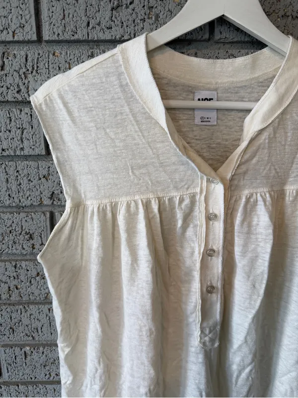 NSF Exposed Seam Sleeveless Henley Size P - Image 2