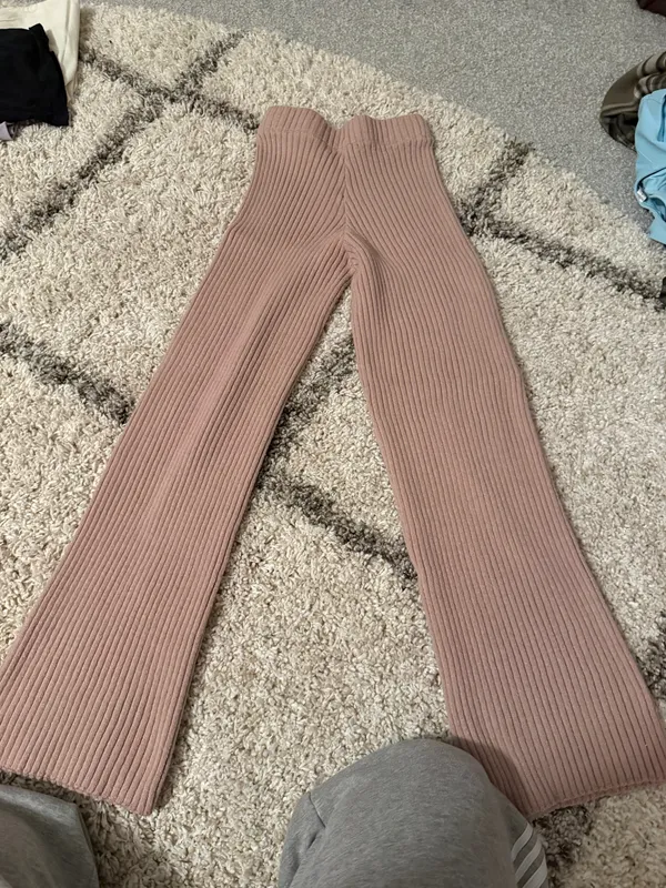 Sincerely Jules pink sweater flare pants - Image 2