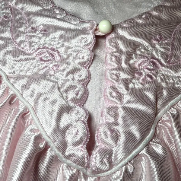 Vintage Jessica Alexander Womens Size XL Pink Satin Nightgown Embroidered Lace - Image 9