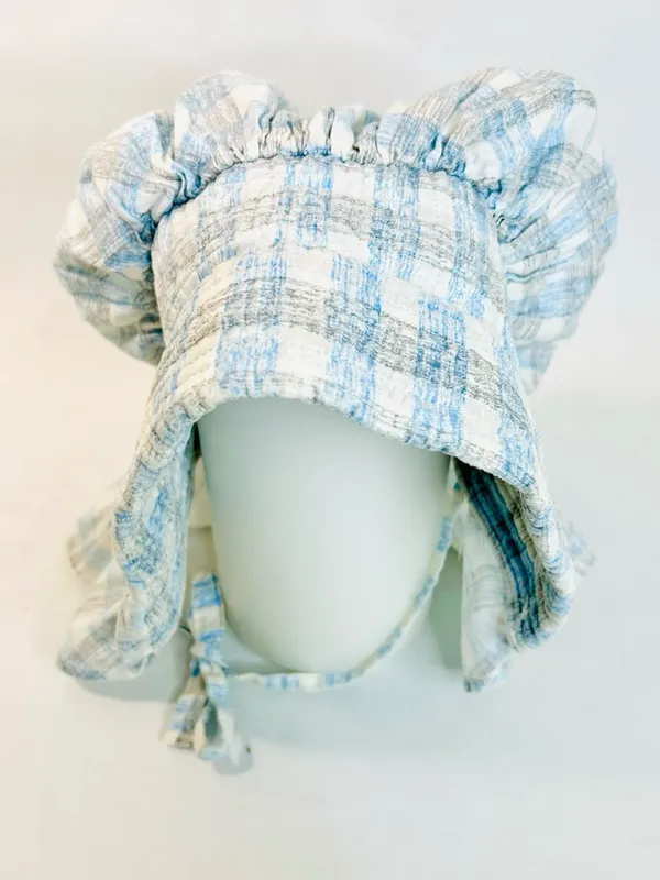 Vintage Large Prairie Sun Bonnet, Blue and White Plaid Flannel, One Size - Image 4